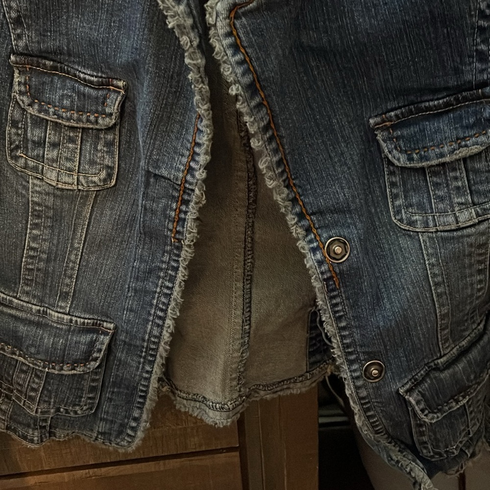 Jacket - Picture 3 of 4